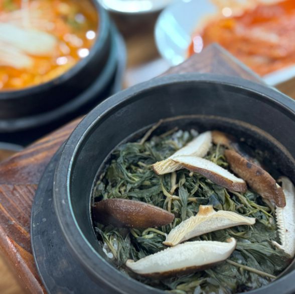 지리산부부솥밥