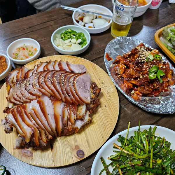 생생정보 전설의 맛 한방 족발 음식점