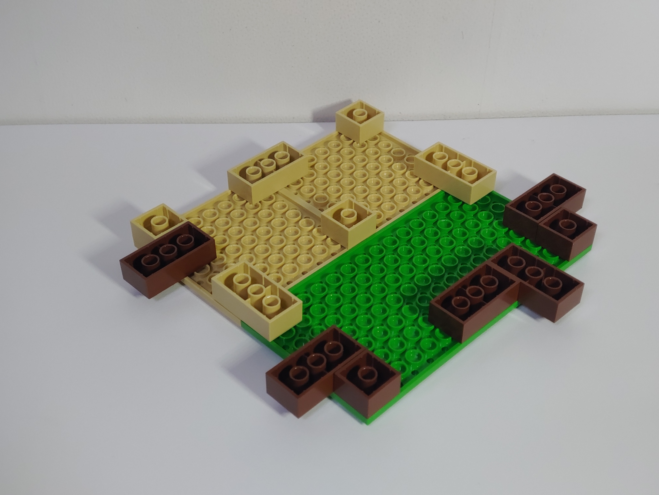 마이크로월드 - 첫 번째 밤(The First Night) - 집 앞쪽1