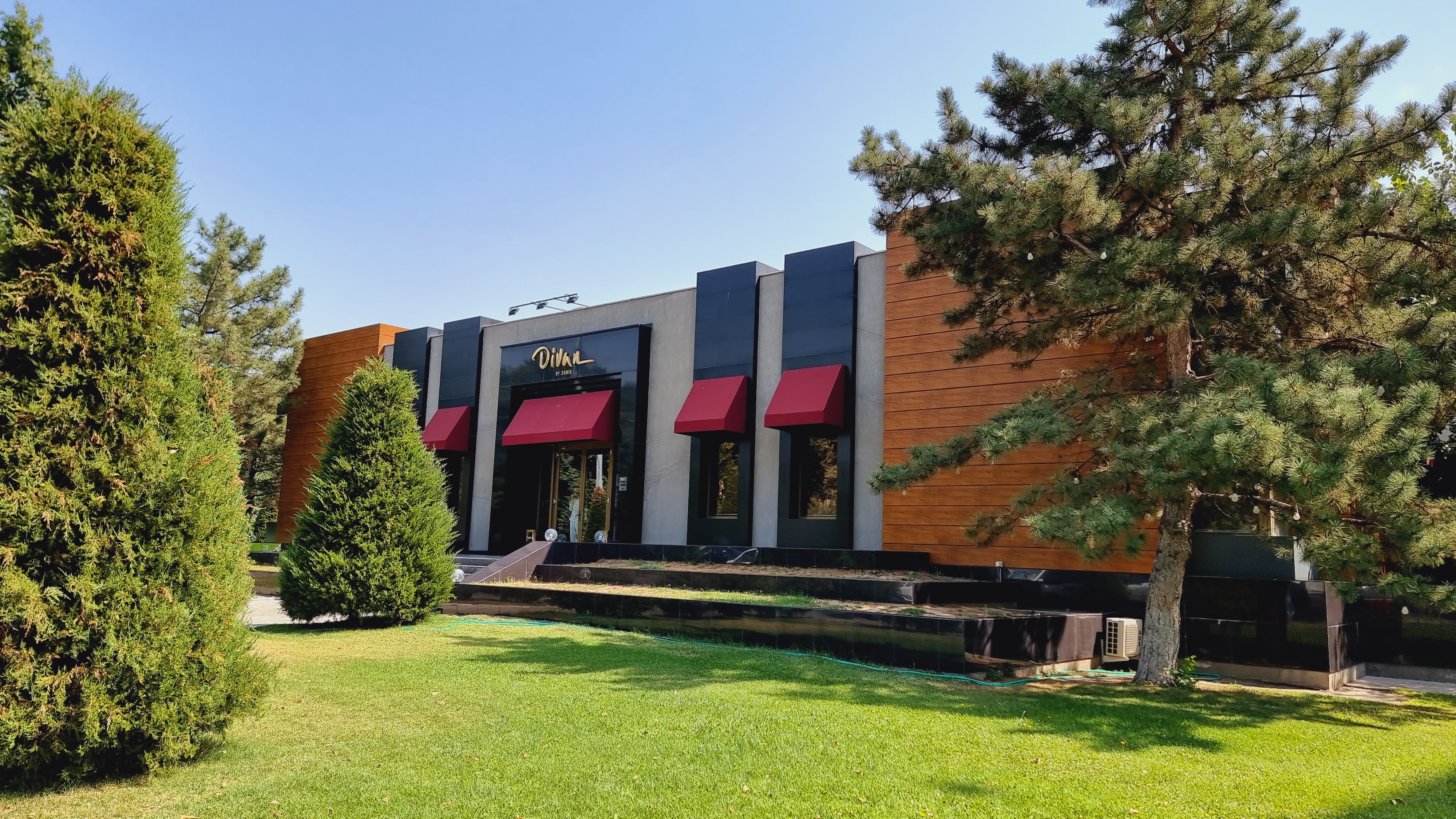 레스토랑 외관 모습