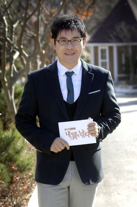 김용만 나이 프로필 키 결혼 부인 이남정 과거 리즈 불법 도박 아들