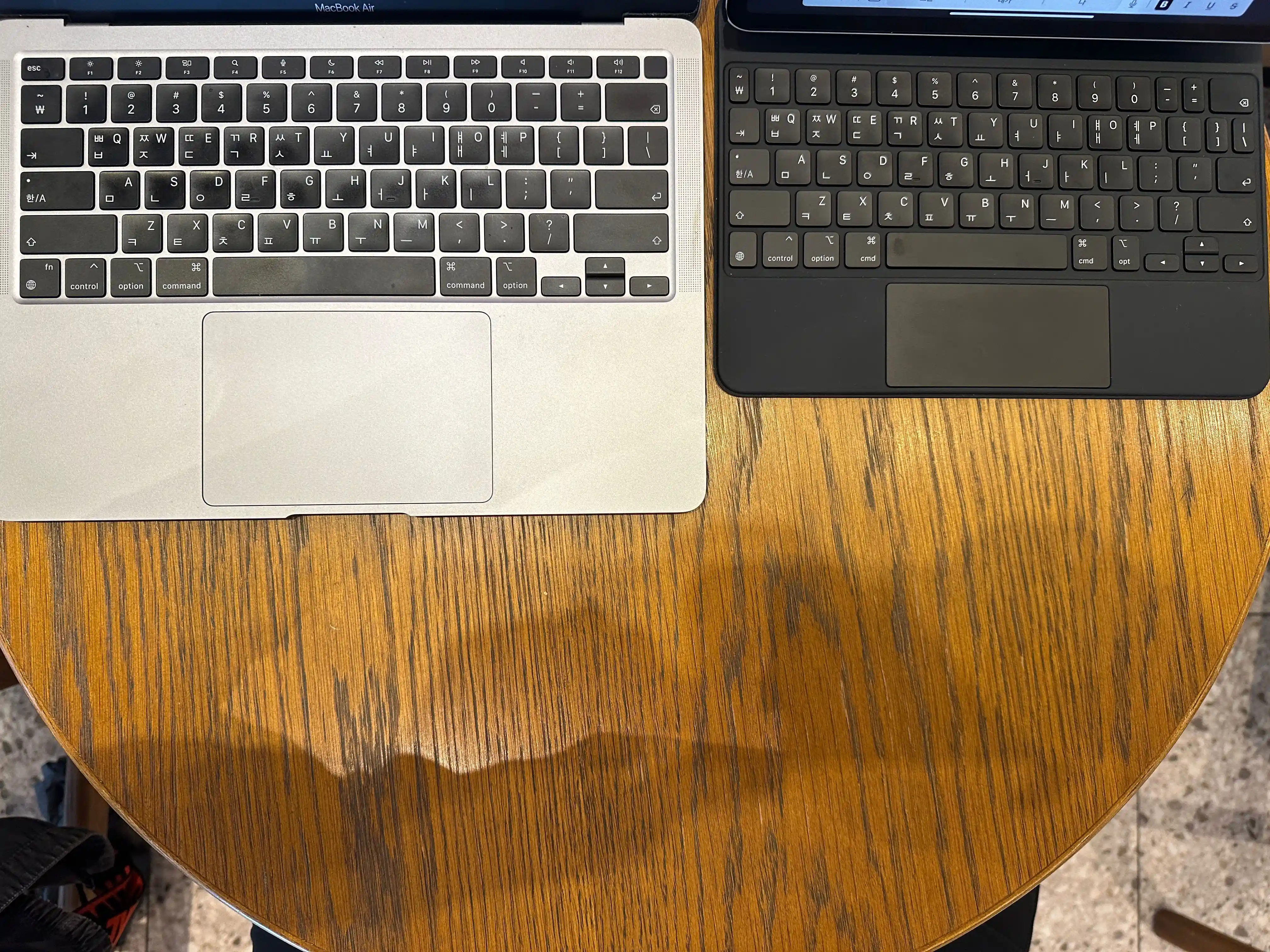 매직키보드-맥북에어-크기-비교-사진