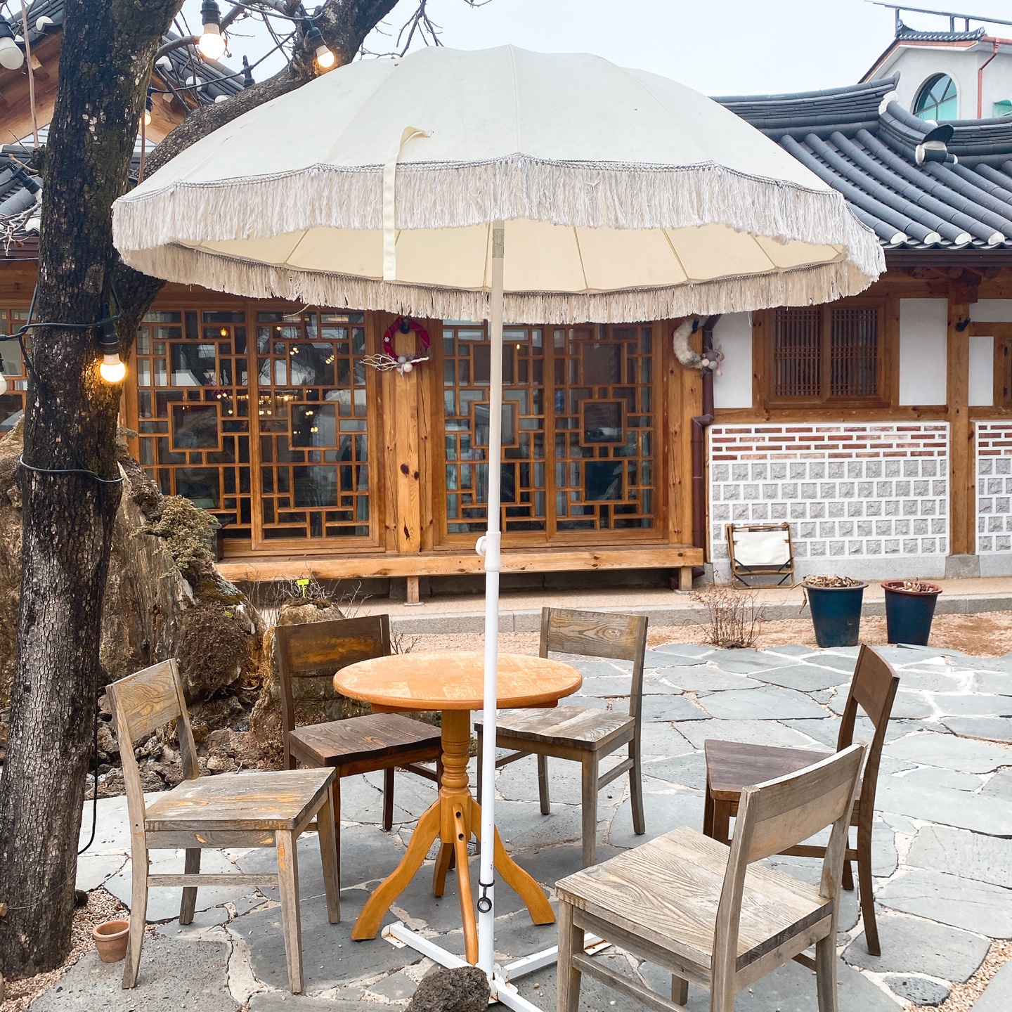 수원 화성 행궁 전통 한옥 카페 곶감말이 경안당