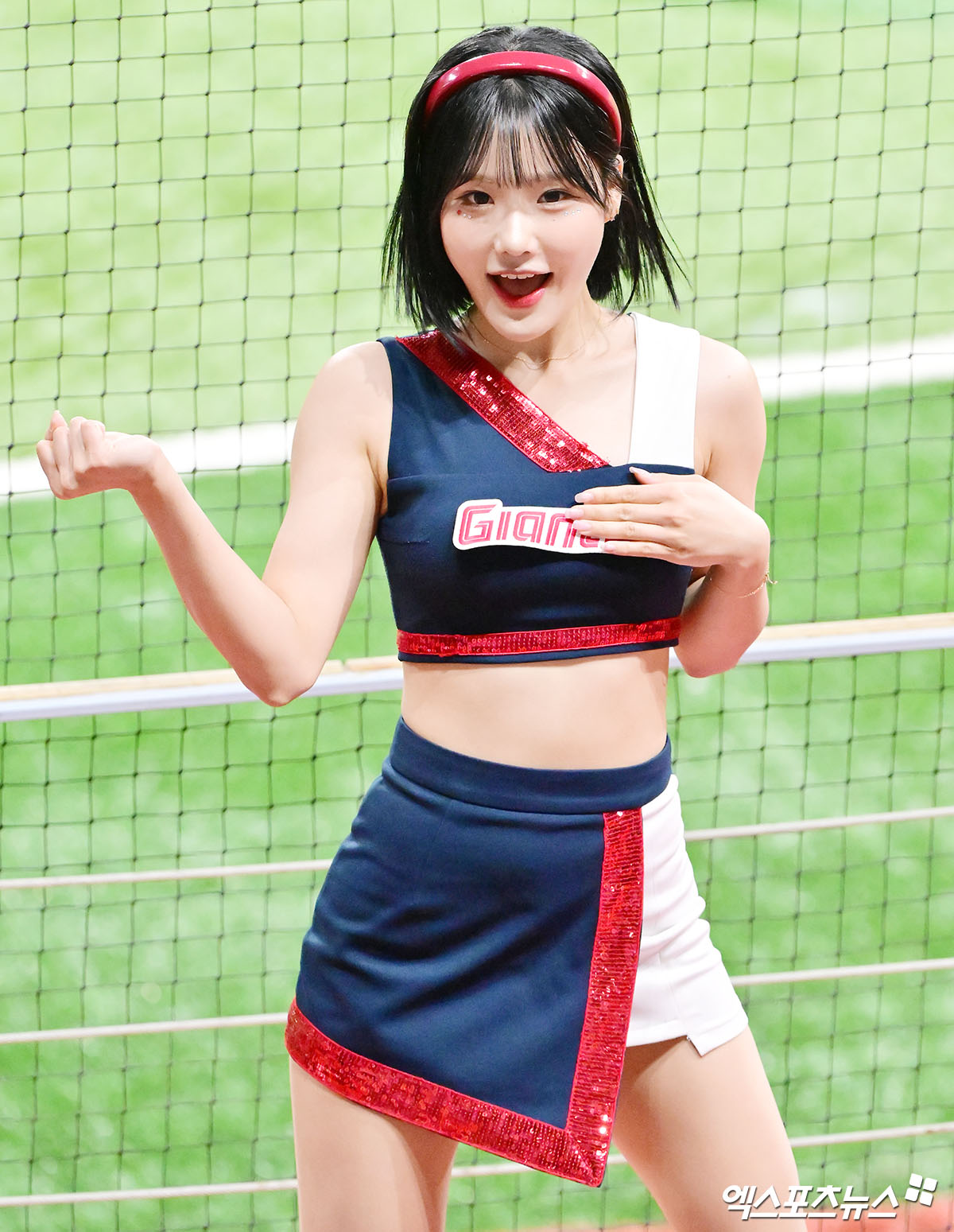 최홍라 치어리더 롯데 응원 장면 2025