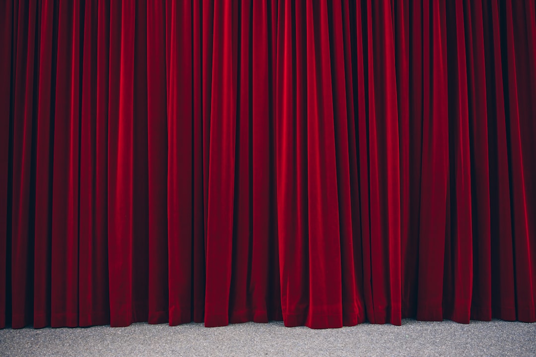 Curtain.