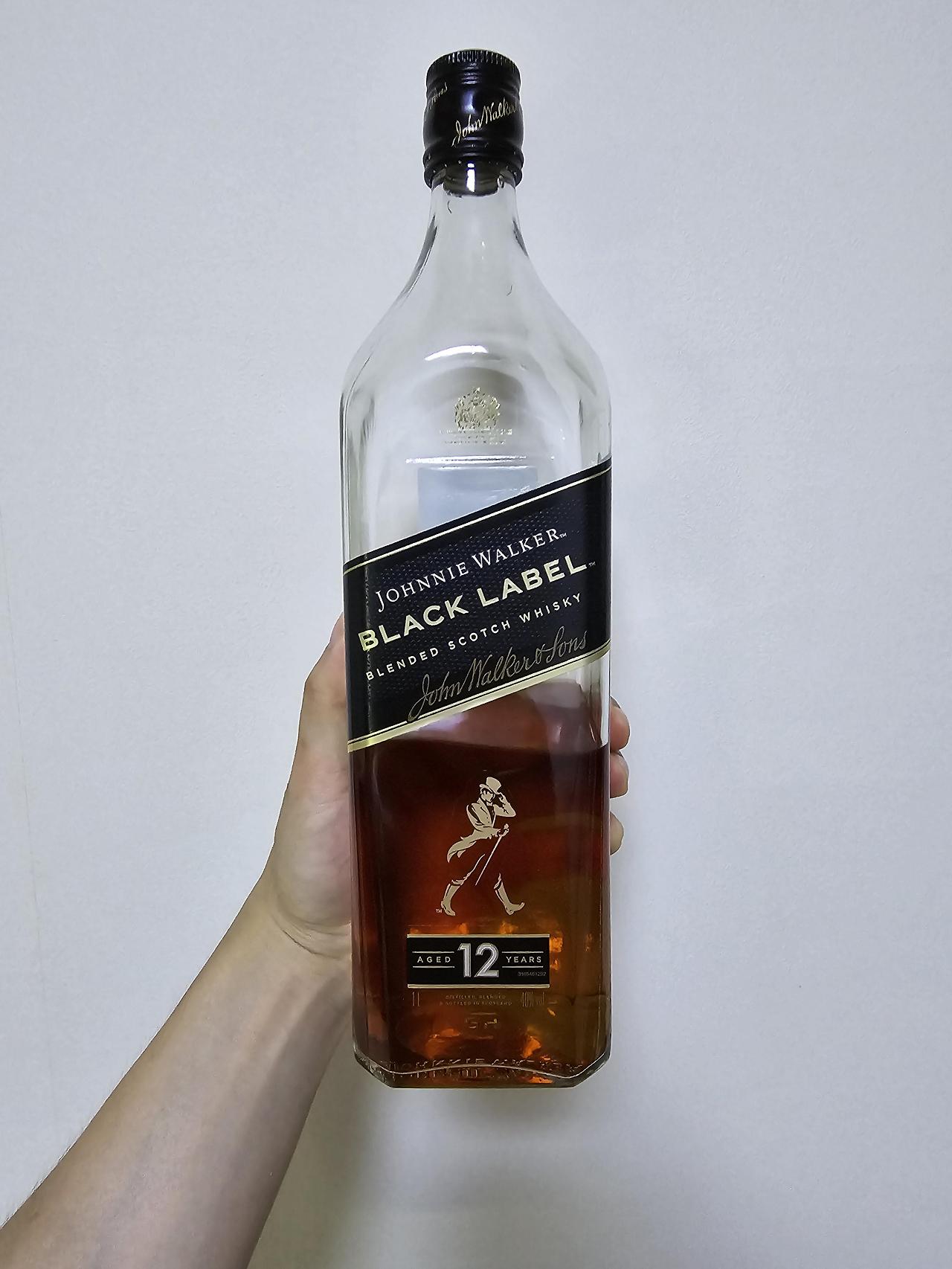 조니워커 블랙라벨 관련 이미지