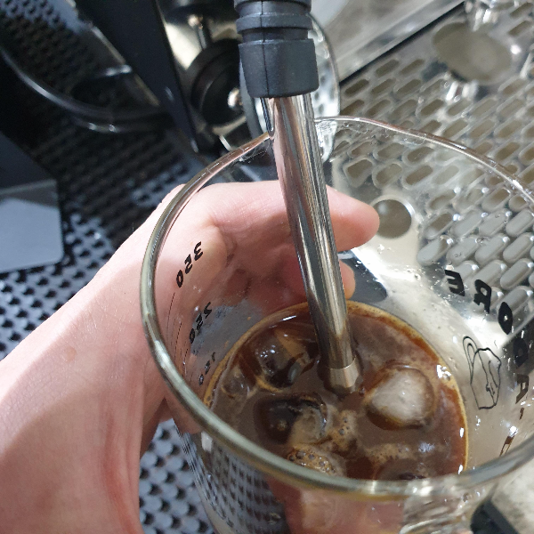 스티밍 아이스 아메리카노: 대만 프로젝트 킵(Project Keep) 카페 레시피_스티밍