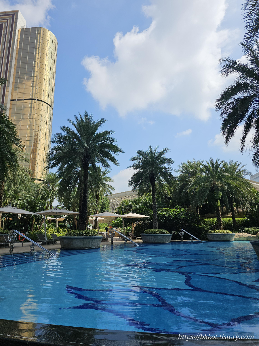 마카오 갤럭시 그랜드 리조트 덱