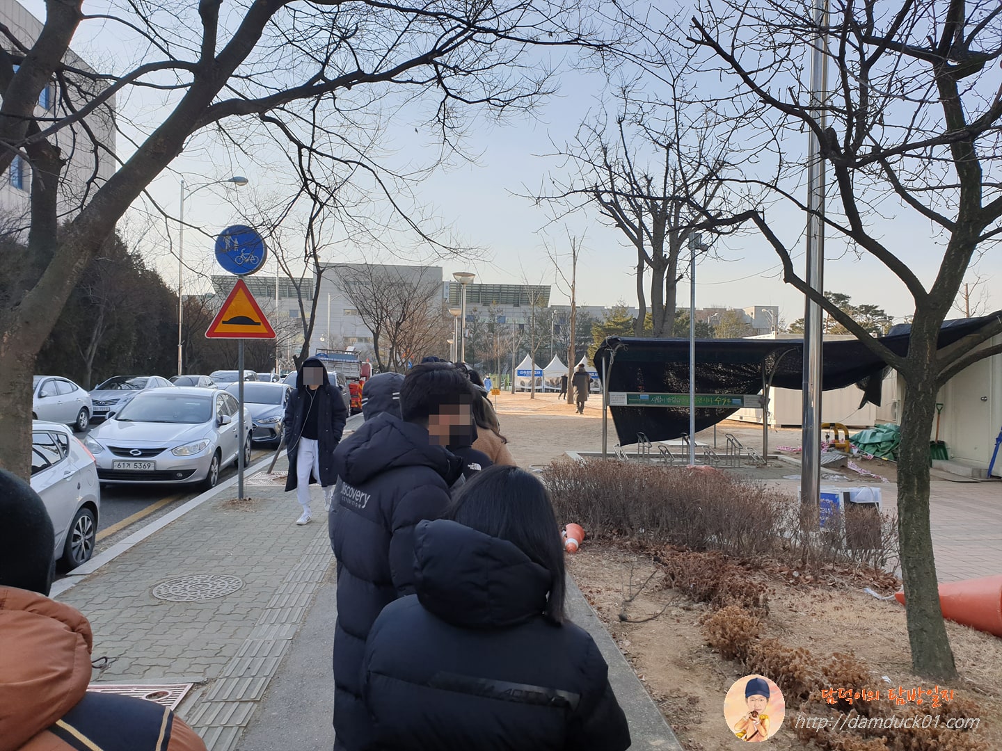 너무나 긴 대기줄