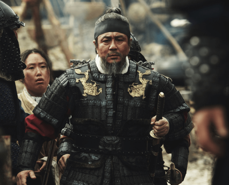 이순신-장군이-걸어오는-장면