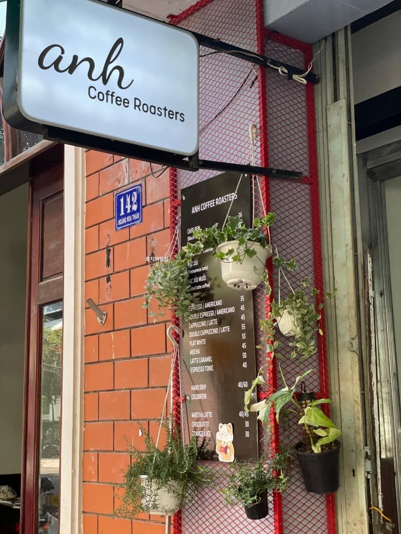 나트랑 로스팅 카페 안 커피 로스터즈 - 간판&메뉴