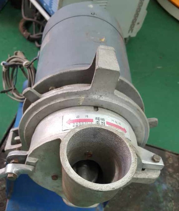 중고 멧돌 분쇄기