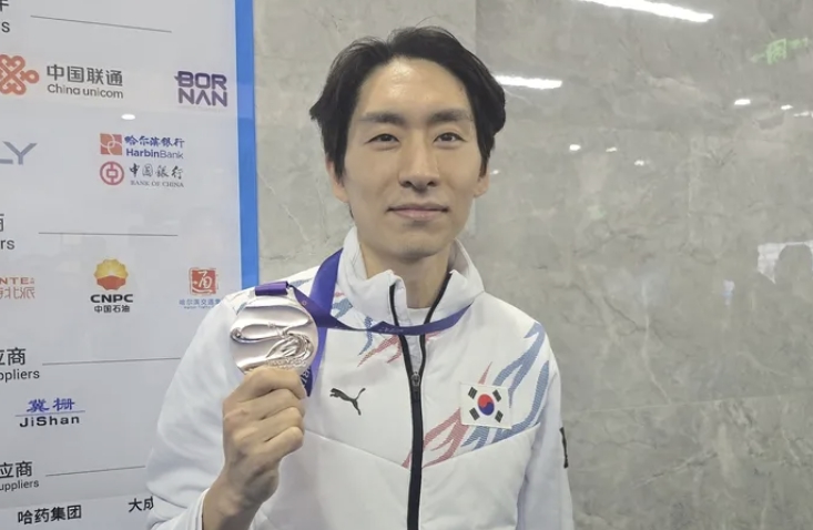 88년생 이승훈 하얼빈 아시안게임 최다 메달 신기록 스피드 스케이팅 쇼트트랙 빙상
