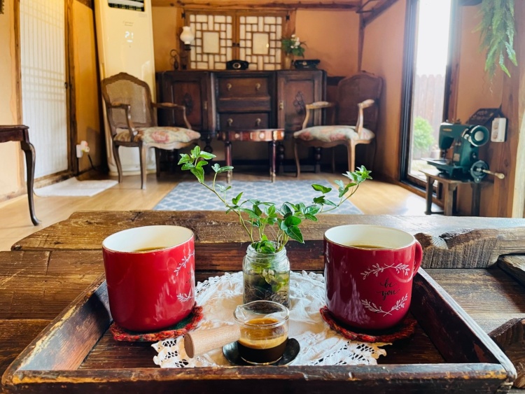 충북 진천 믿고 떠나는 스타 조춘 고향 청주 근교 할배의 기억이 물씬나는 농가 카페 레몬티 맛집 추천