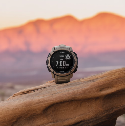 아웃도어 Instinct Fenix 시리즈 할인 섹션 이미지 - 아웃도어용 워치 이미지