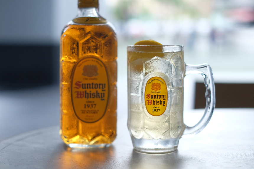 하이볼 &ndash; 가볍고 청량한 위스키 칵테일의 매력