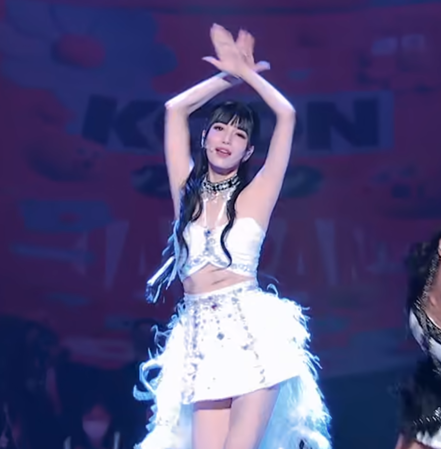 이두나 2화 줄거리, 서로 알아가는 단계