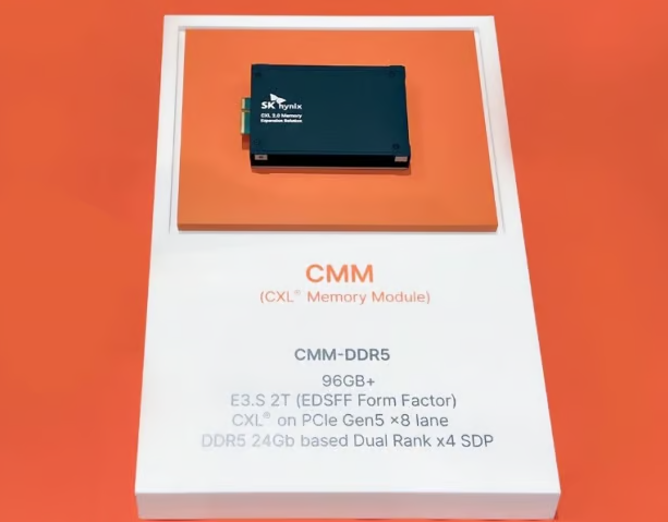 SK하이닉스가 지난해 'CXL DEVCON 2024'에서 전시한 CMM-DDR5 제품