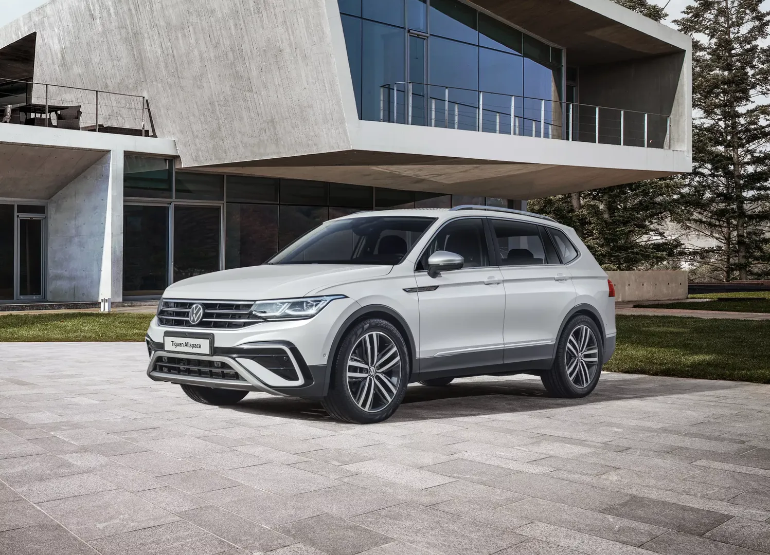 폭스바겐 티구안 이미지