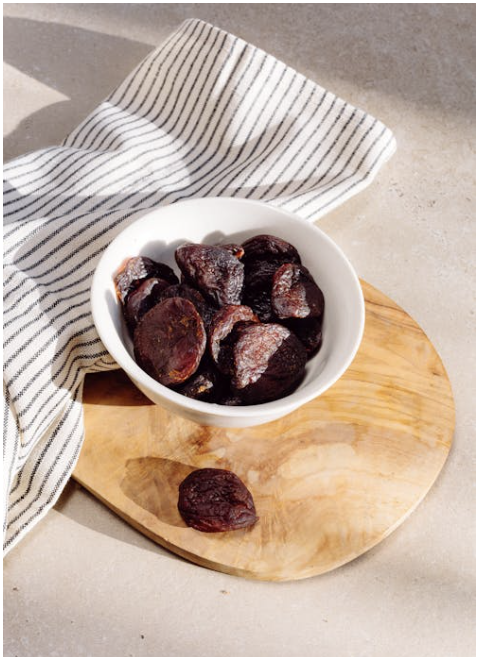 말린 자두 푸룬의 영양 성분 효능 부작용