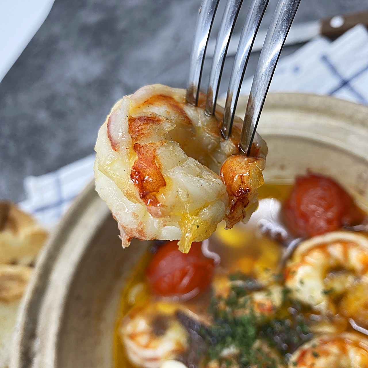 감바스 알 아히요 새우