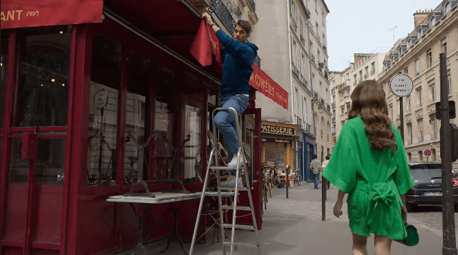 에밀리-파리에-가다-시즌2-1회