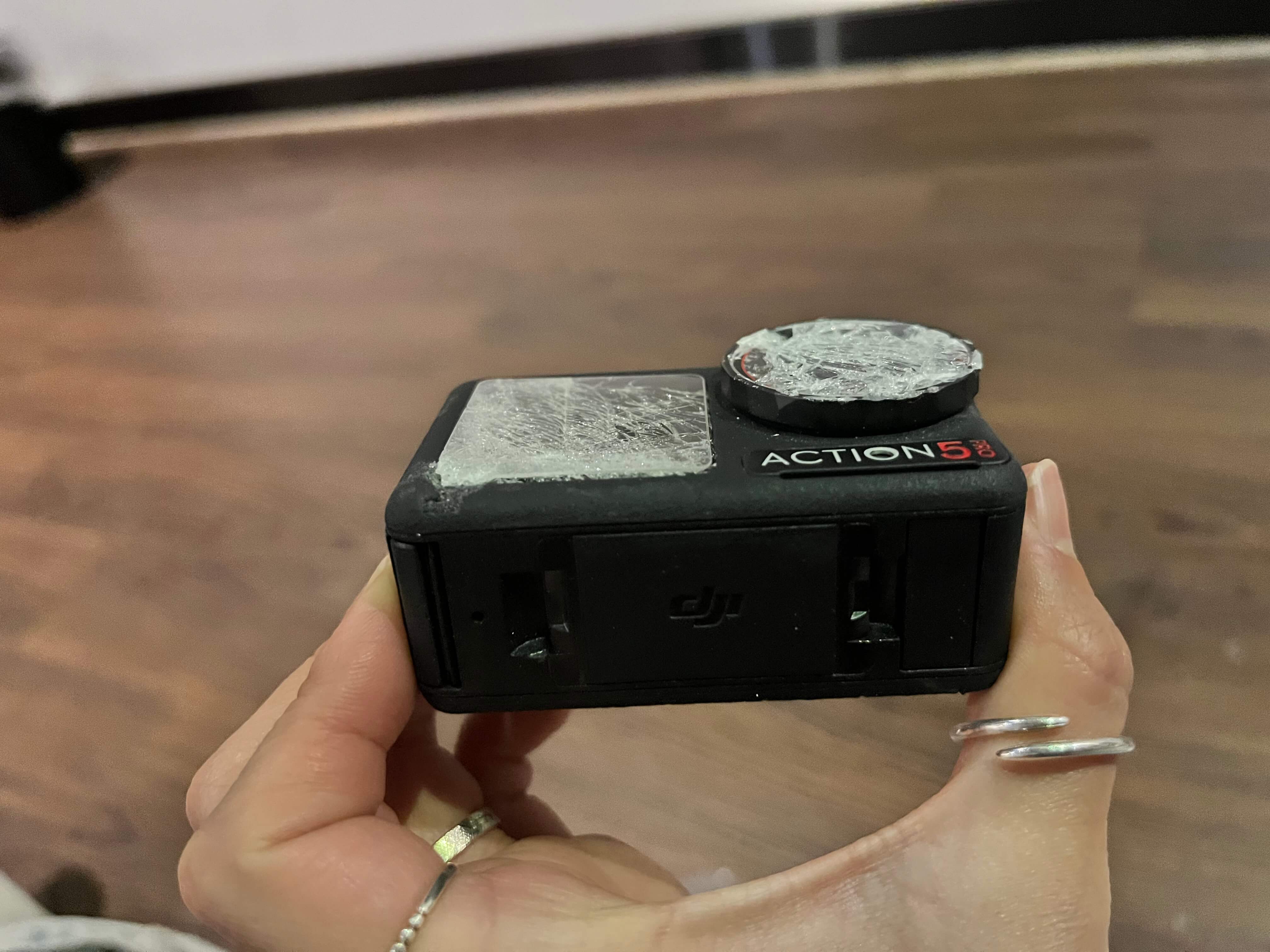 DJI 오즈모 액션 5 프로 케어리프레쉬