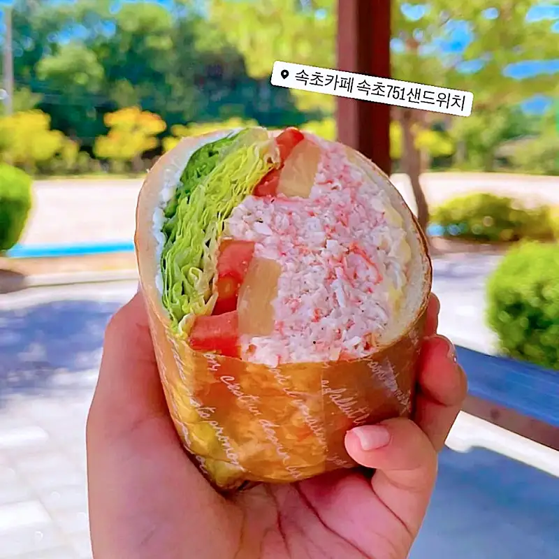 토요일은 밥이좋아 토밥 오픈부터 줄서는 식당 극강의 감칠맛을 자랑하는 홍게 샌드위치 동해 속초 맛집 추천 토밥즈 방송정보