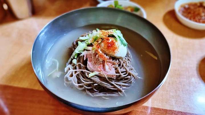 생활의달인 메밀 막국수 & 편육 수육 원주 50년 전통 노포 막국숫집 은둔식달 오늘 방송 맛집 정보