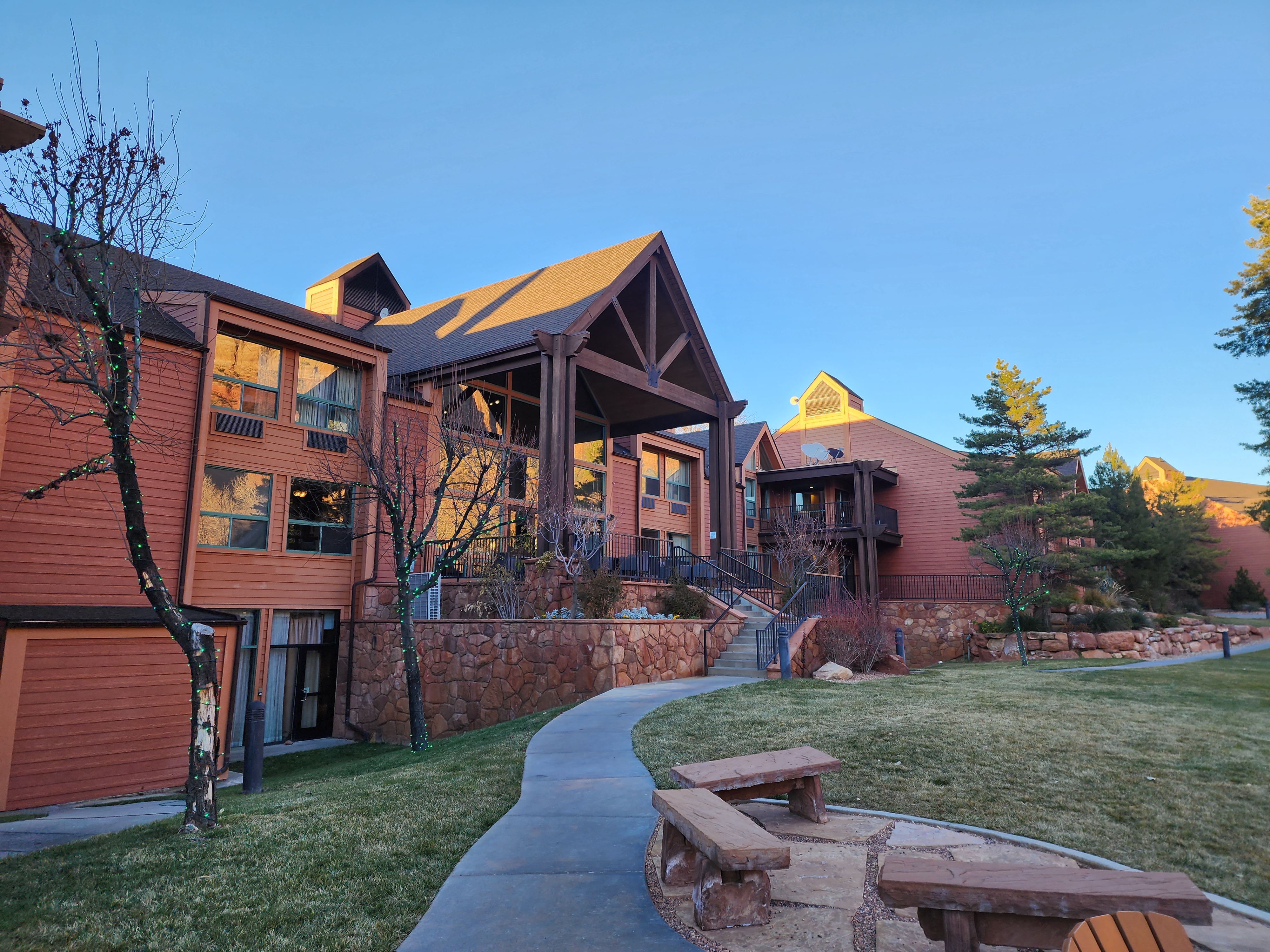 Holiday Inn Express Springdale