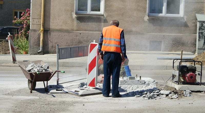 건설기계 종류, 임대 비용과 효율적 운용 방법