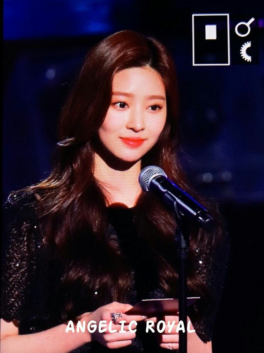 아이즈원 김민주 최애사진