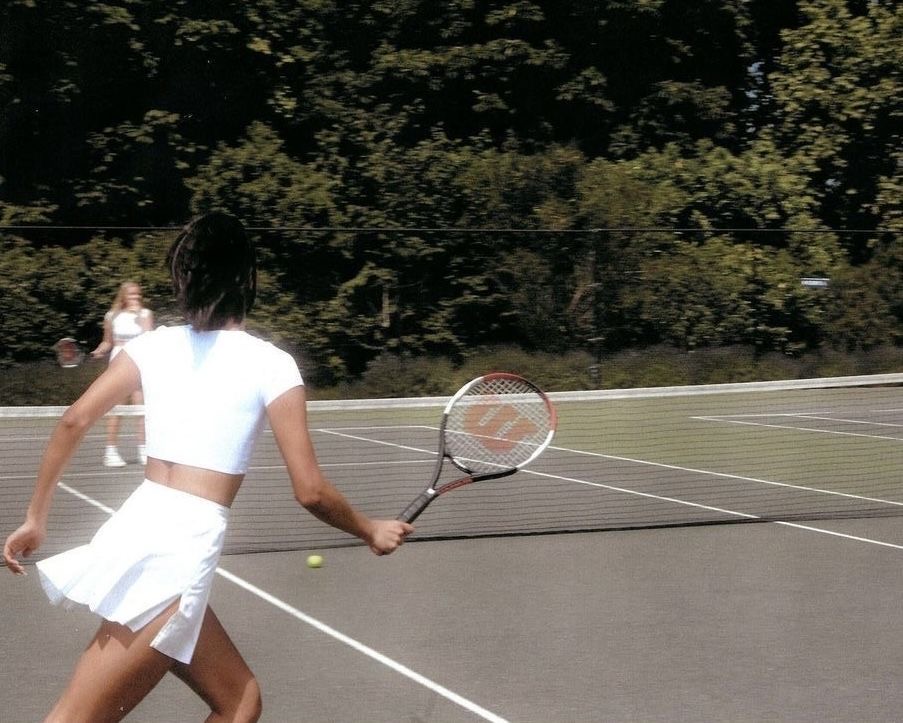 한쪽 운동의 함정 사진 첨부 (테니스)