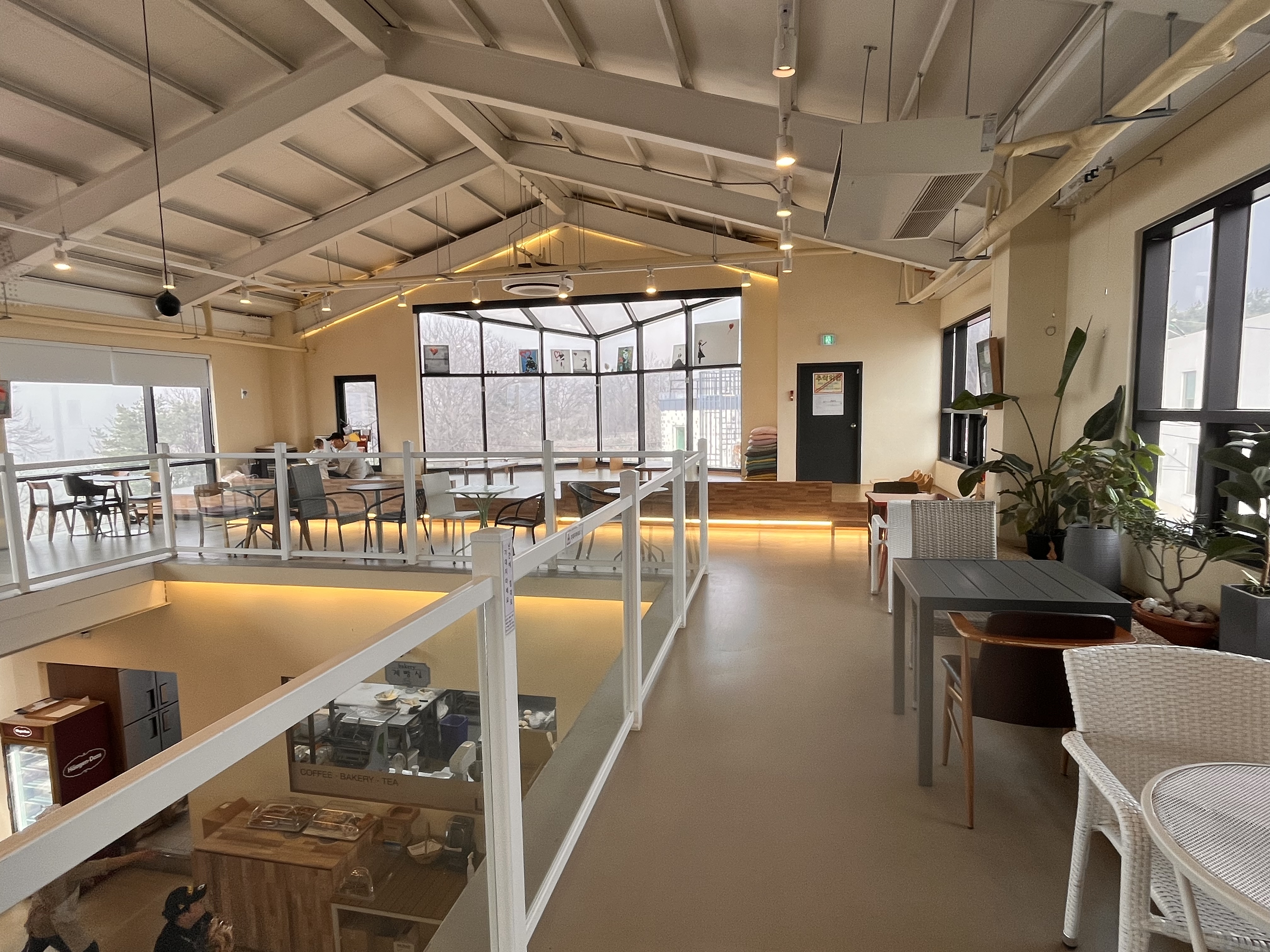용인 대형 베이커리 카페 라미르