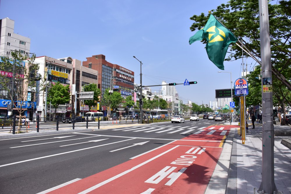 부산 도시철도 2호선 주례역 가야대로