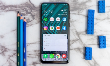 삼성전자-핸드폰-화면-이미지