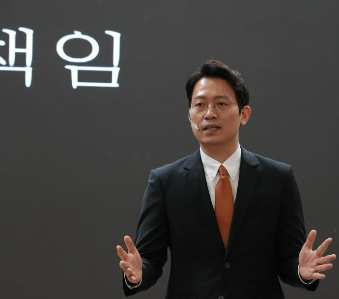이기인