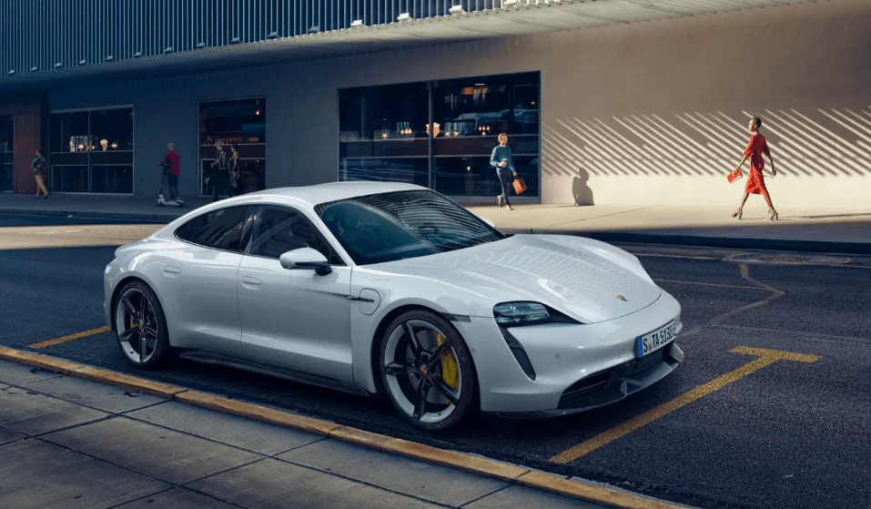 2023-포르쉐-타이칸