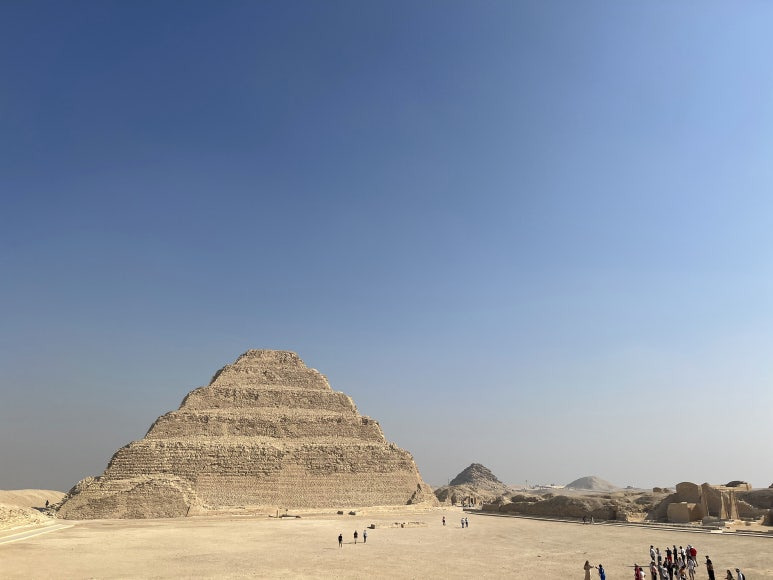 사카라 피라미드