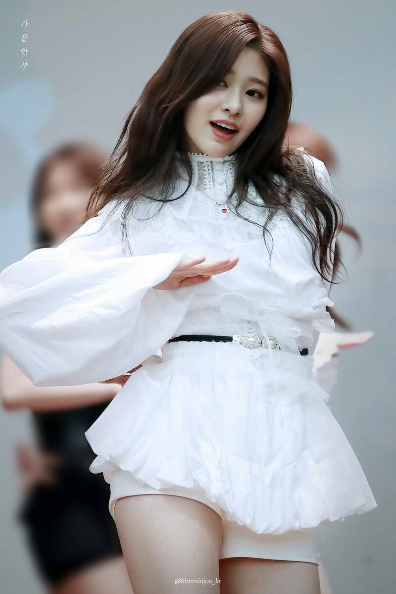 아이즈원 김민주 최애사진
