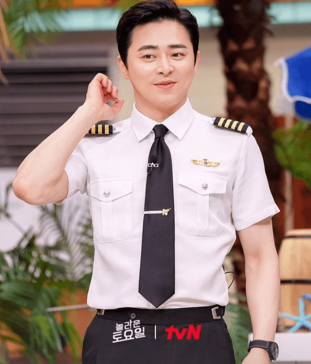 배우 조정석 프로필 작품활동 결혼 파일럿