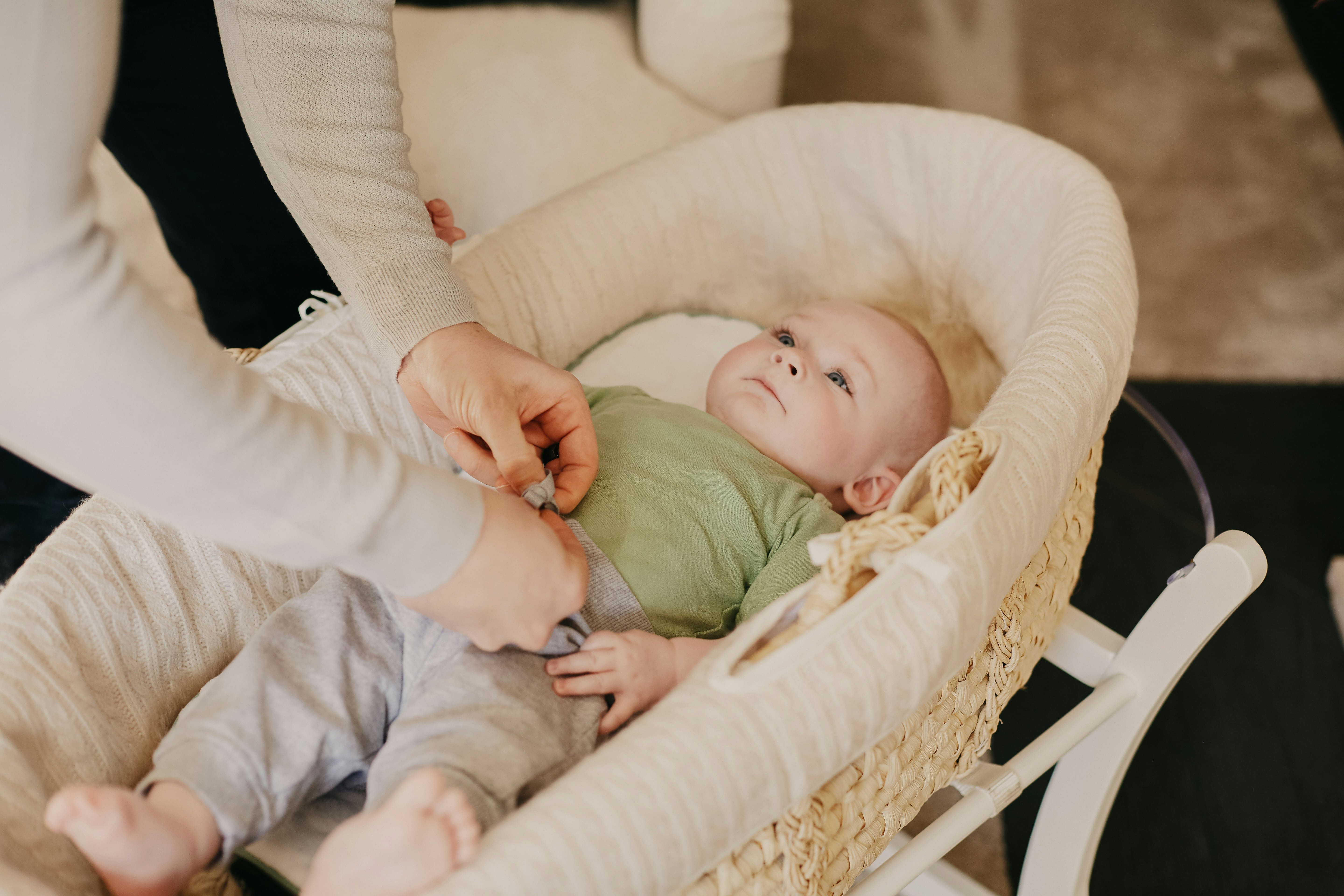 신생아 침대 꼭 필요할까? 신생아 침대 고르기 가이드