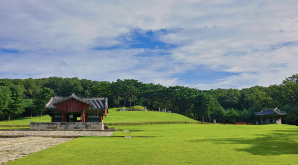 역사 속으로: 조선 왕릉 탐방