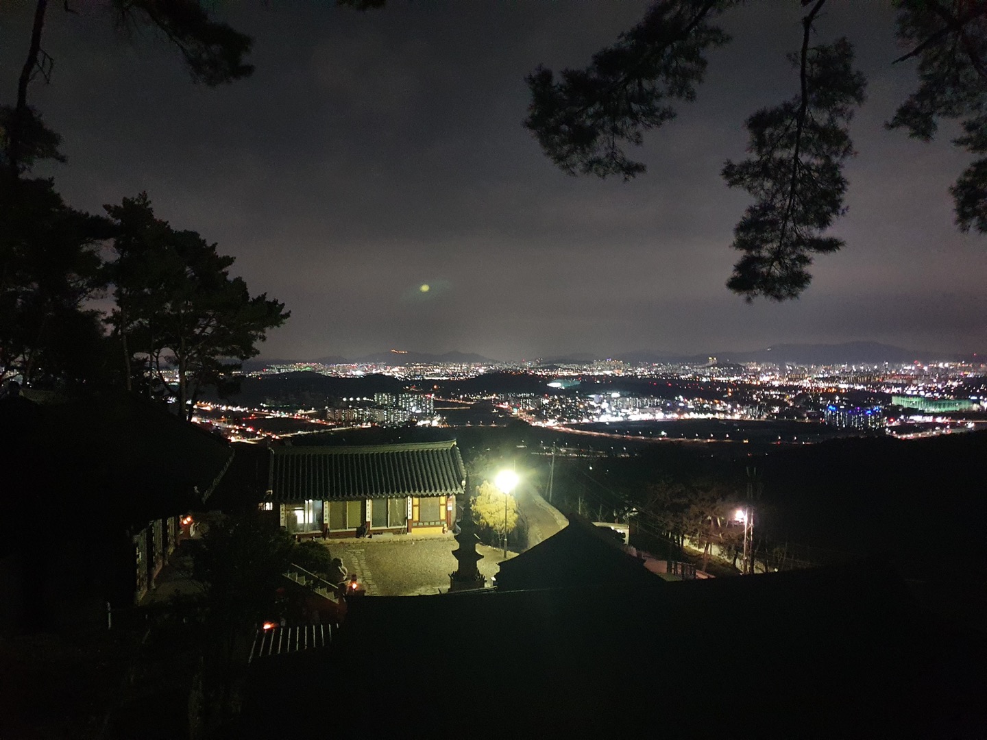 오산 독산성 세마대 야경
