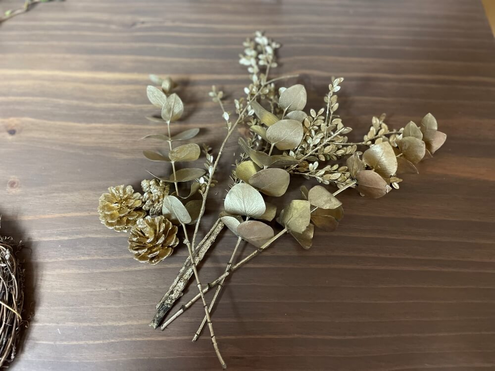 꾸까 크리스마스 리스 키트 - 유칼립투스, 훼양목, 솔방울