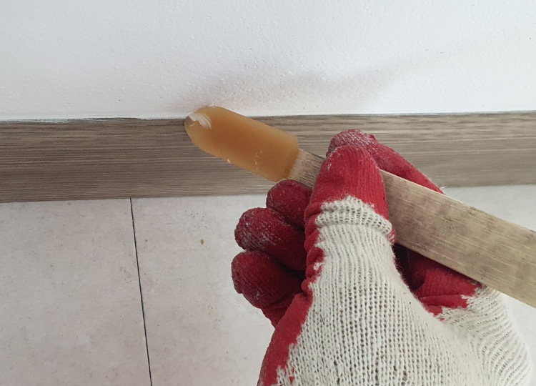 실리콘 헤라로 하바끼 코킹 시공하기