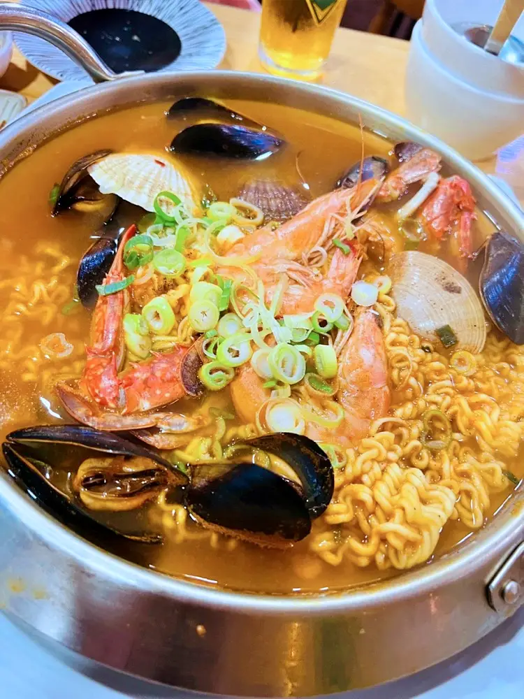 투데이 맛있는 메뉴 소쿠리 모둠 해물, 미국식 해물찜 보일링 크랩, 편백찜 맛있는 오션뷰 식당 추천 부산 광안리 맛집
