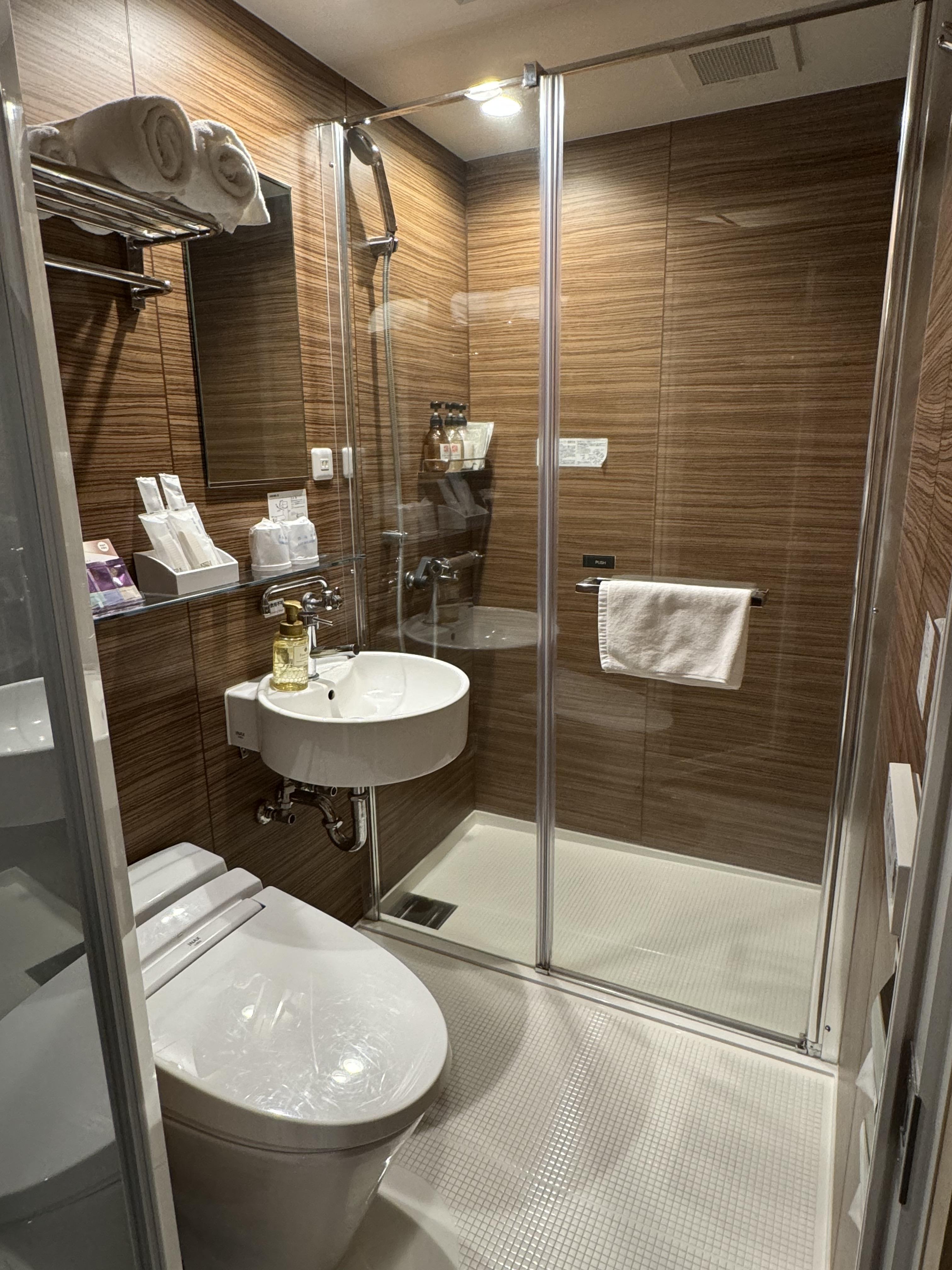 호텔 가나데 간쿠 카이즈카 화장실