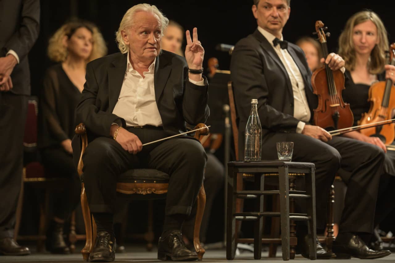 디베르티멘토 상영관 예매하기