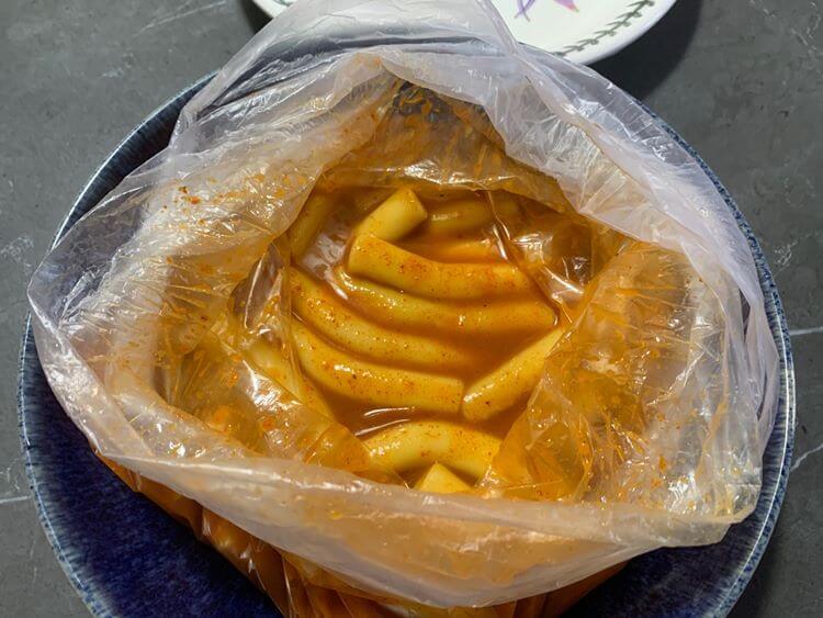 포장한 궁전떡볶이